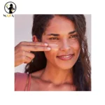 ضد آفتاب ضد لک رنگی اکتیو یونیفای ایزدین +Fotoultra 100 Active Unify SPF 50