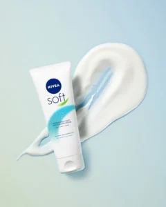 کرم مرطوب کننده تیوپی نیوا سافت 75میل Nivea Soft Cream